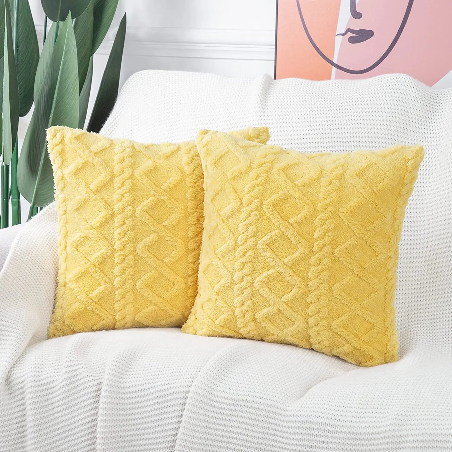 Throw pillow SUPER SOFT 3D  Geometric PATTERN Fur  Pack of 2 throw pillows WITH 450g insert 18"x18"