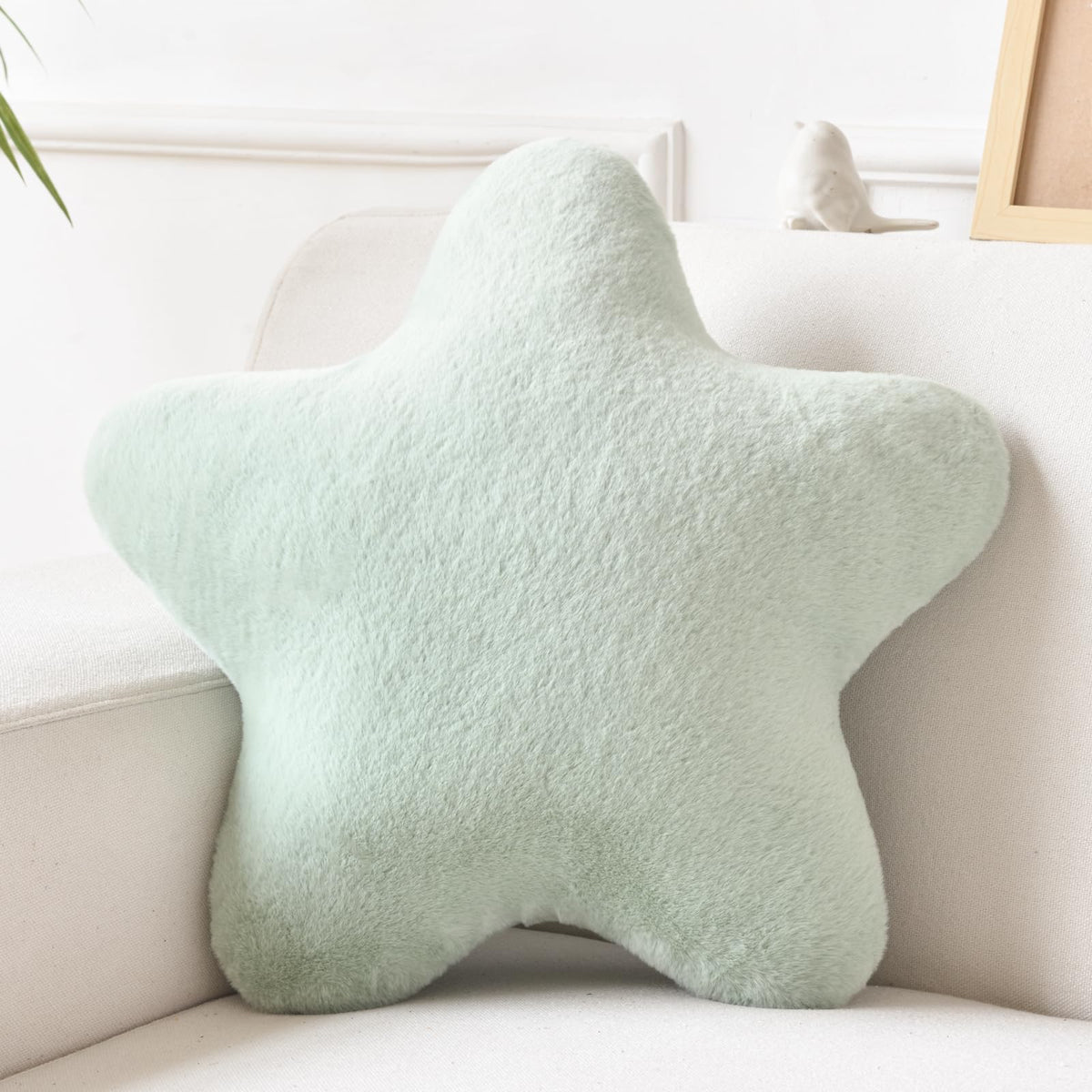 Star Pillow, Decorative Throw Pillows for Bed Couch, 15" Star Shaped Pillow Plush Floor Cushions Room Decor Pillow with Soft Faux Rabbit Fur for Sofa Bedroom Living Room