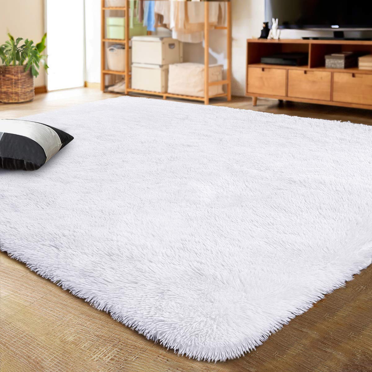 LOCHAS Area Rugs Fluffy Living Room Carpets for Kids Bedroom 6x9, Cream | Ultra Soft Indoor Modern Shaggy Rug for Dorm Nursery Boys Girls Home Decor