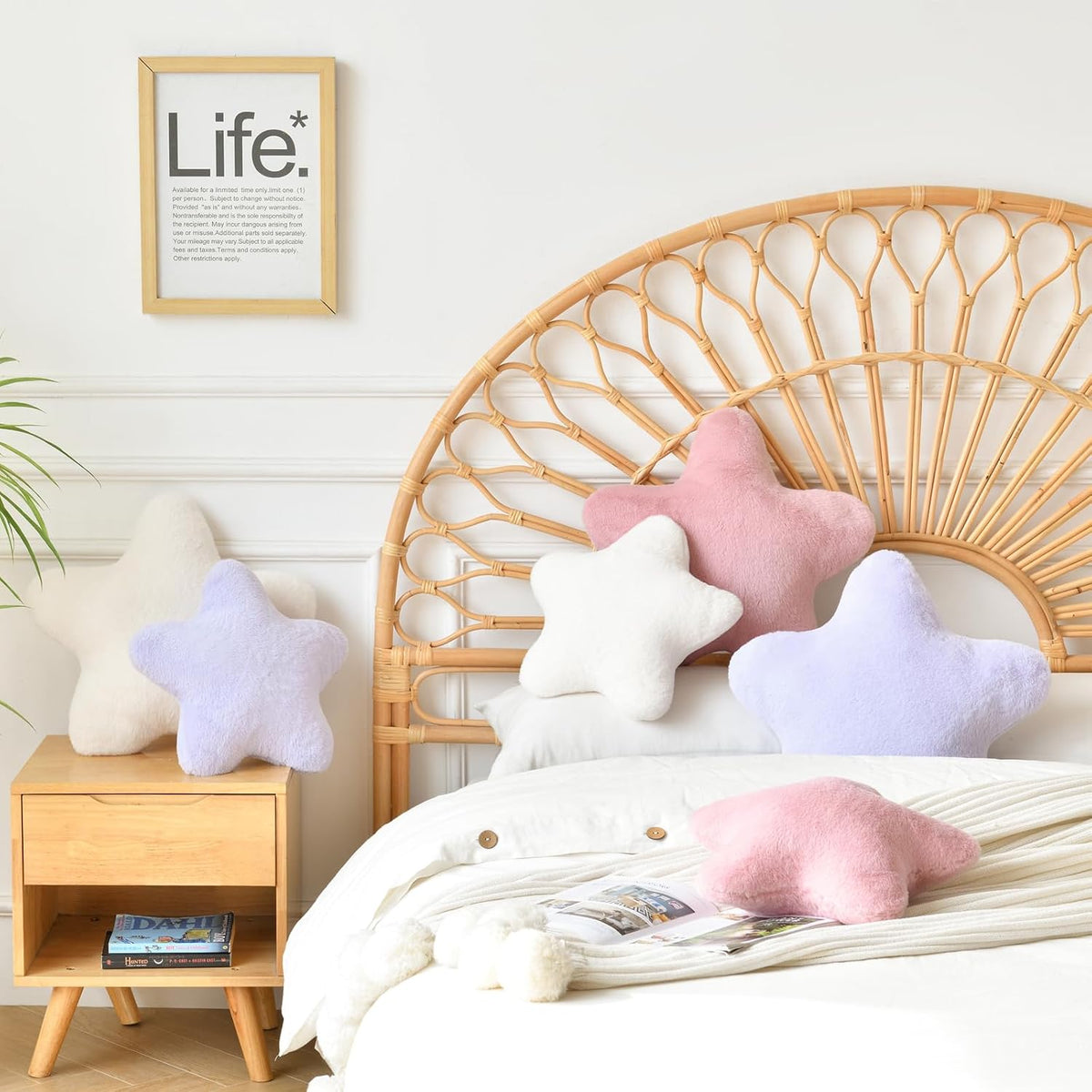 Star Pillow, Decorative Throw Pillows for Bed Couch, 15" Star Shaped Pillow Plush Floor Cushions Room Decor Pillow with Soft Faux Rabbit Fur for Sofa Bedroom Living Room