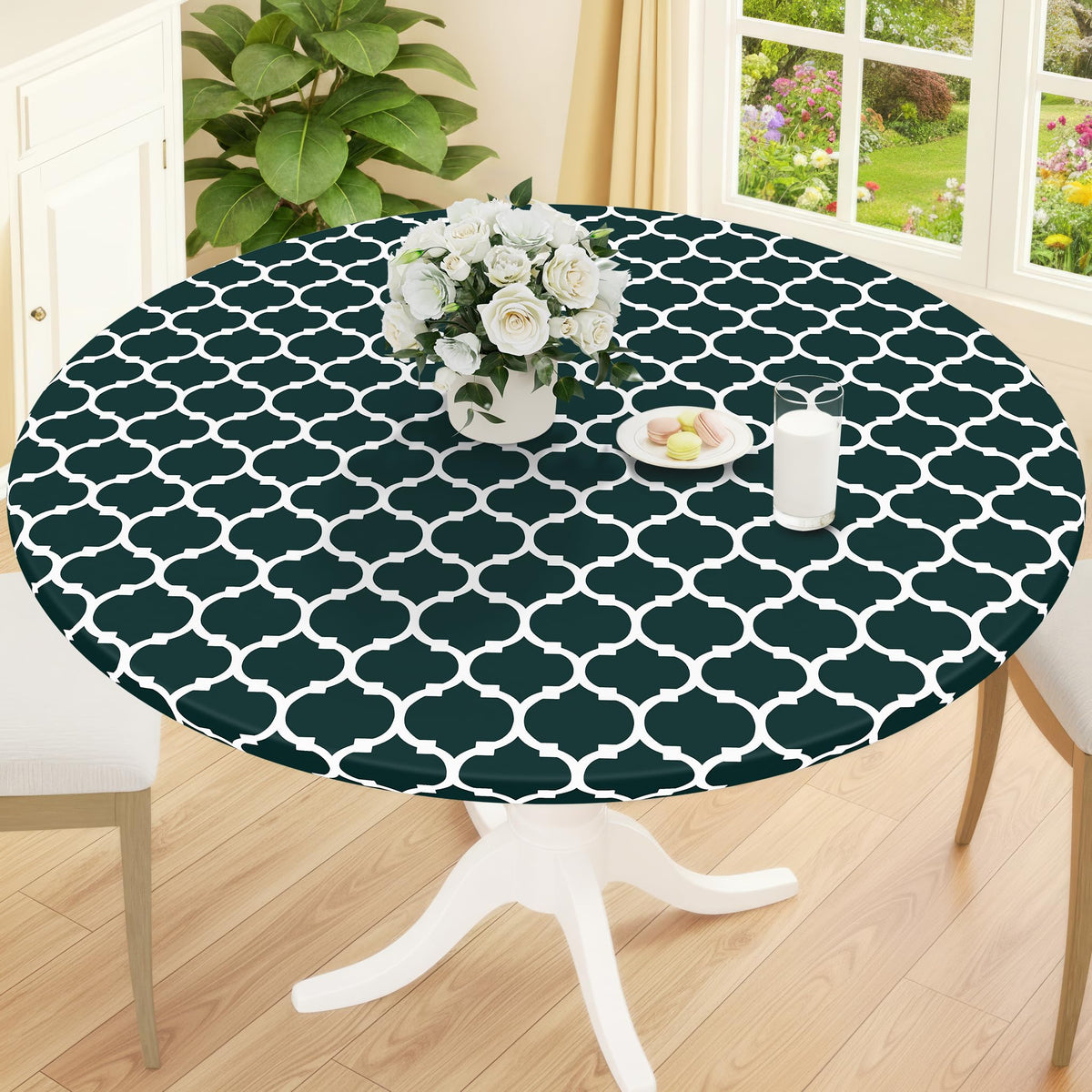 Smiry Round Picnic Tablecloth, Waterproof Elastic Fitted Table Covers for 45" - 56" Tables, Wipeable Flannel Backed Vinyl Tablecloths for Camping, Indoor, Outdoor, Grey & White