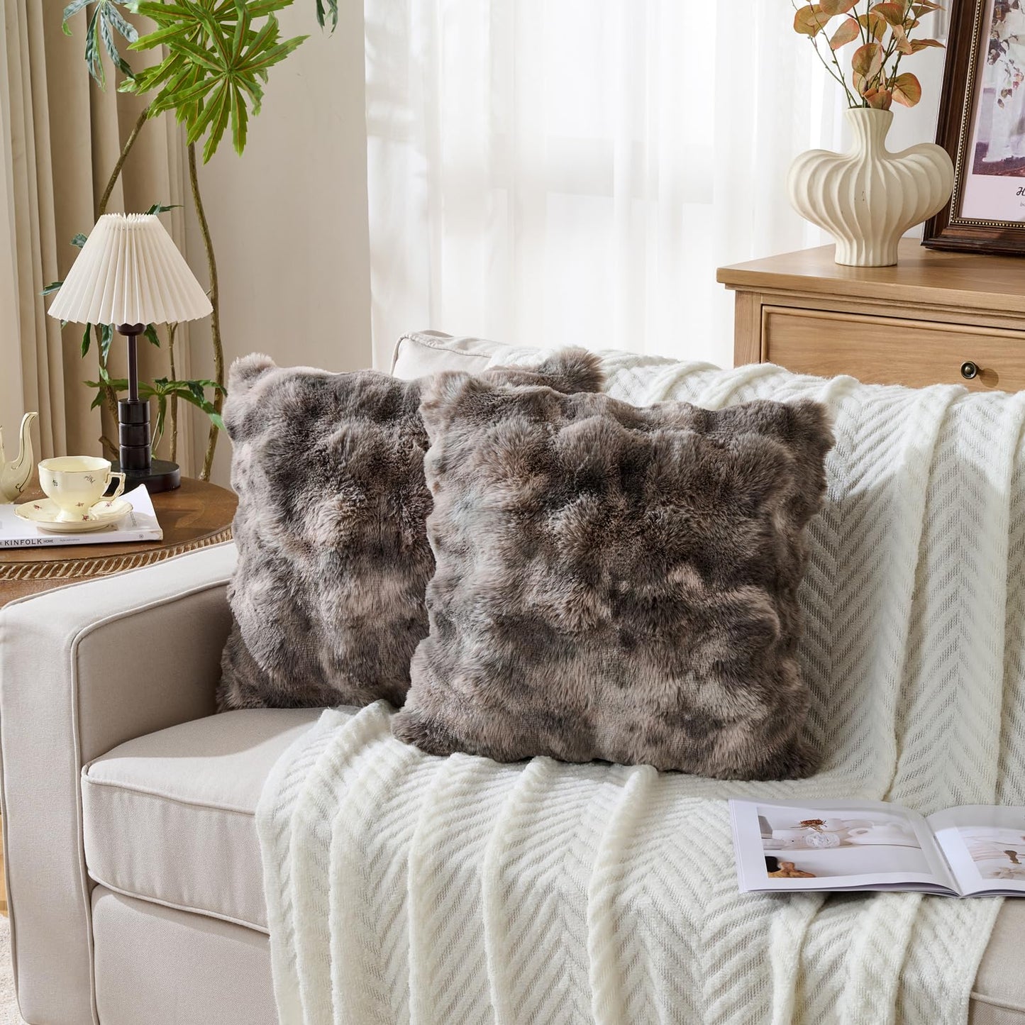 Cheetah Print Faux Fur Fluffy Pillowcases,Plush Soft Throw Pillow Covers, Fuzzy Decorative Leopard Print Pillow Cases, Furry Brown Leopard Cushion Covers for Couch Sofa-18x18 inch Set of 2