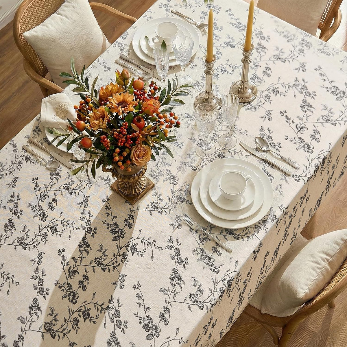 jinchan Black Farmhouse Floral Linen Rectangle Table Cloth 52 x 70 Inch | Traditional farmhouse florals create a versatile look for everyday dining and seasonal decorating.