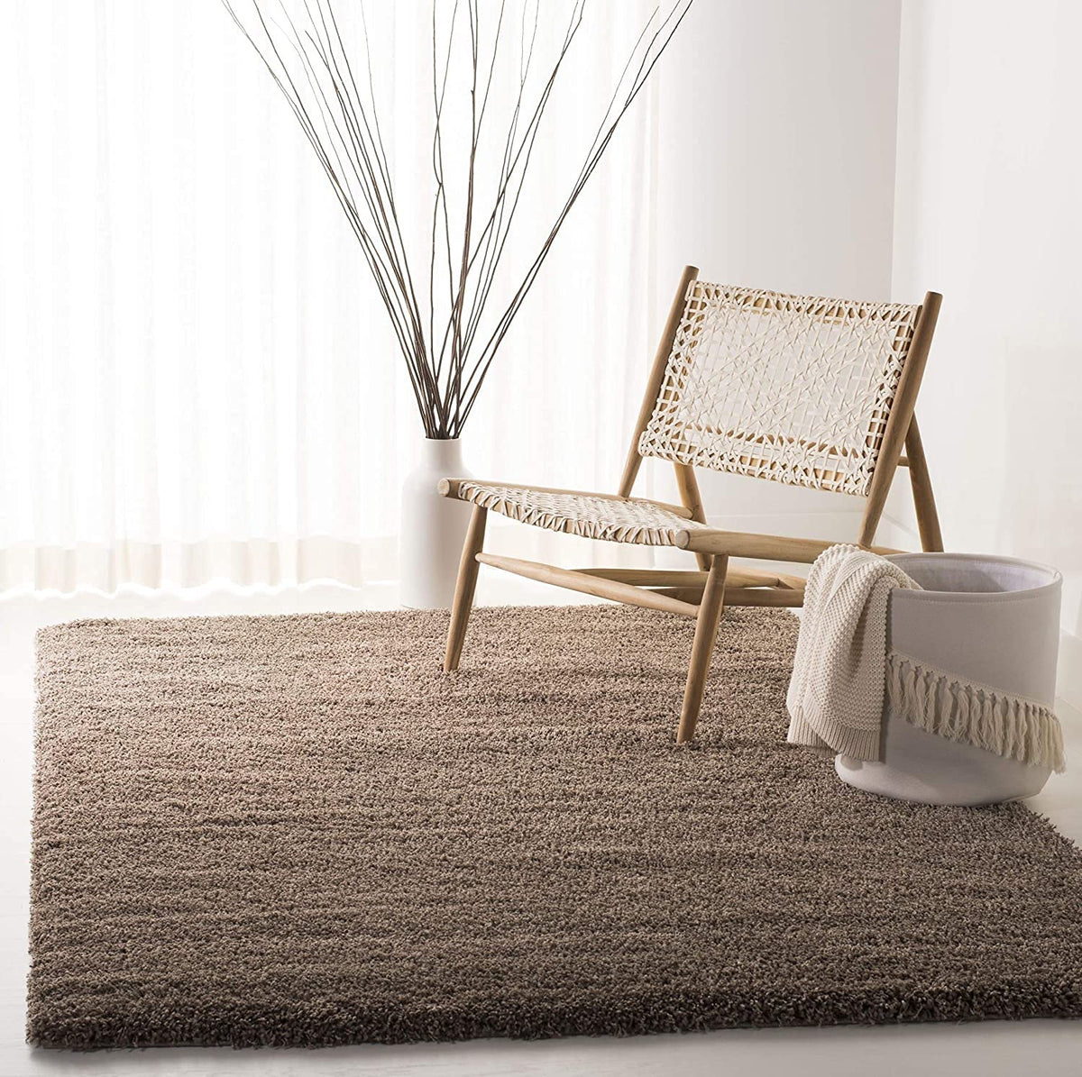 SAFAVIEH California Shag Collection Area Rug - 8' x 10', Ivory, Non-Shedding & Easy to Clean, Ultra Plush Thick Pile, Ideal for Living Room, Bedroom, Dining Space (SG151-1212)
