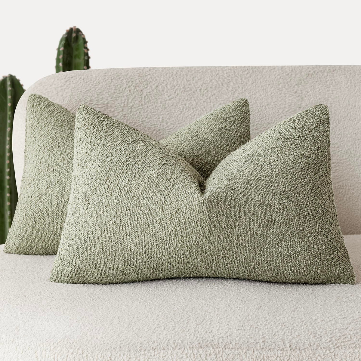 Foindtower Pack of 2, 20 x 20 Inch, Decorative Textured Boucle Throw Pillow Covers Accent Solid Pillow Cases Cozy Soft Couch Cushion Case for Chair Sofa Bedroom Living Room Home Decor, Cream White