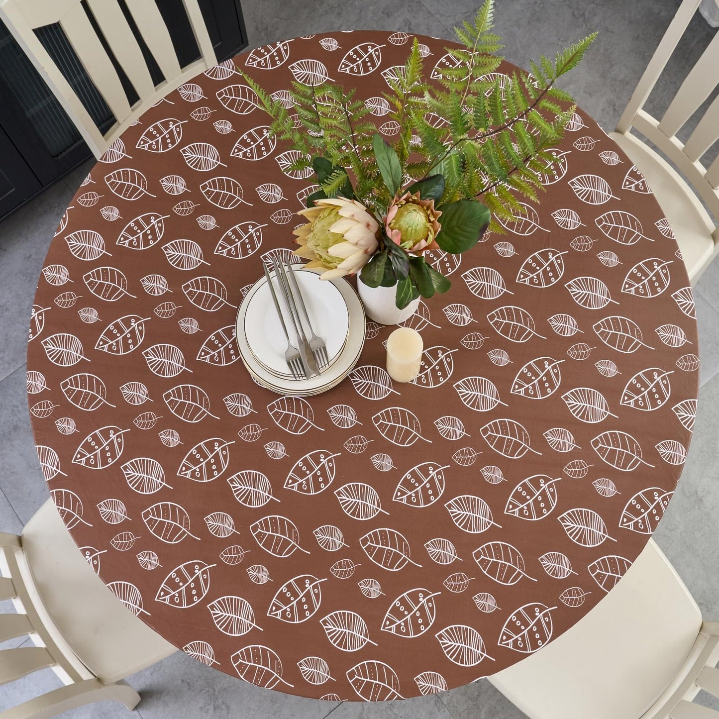 Pioggia Round Vinyl Fitted Tablecloth with Flannel Backing Elastic Table Cloth Waterproof Oil-Proof Plastic Table Cover Best for 45"-56" Round