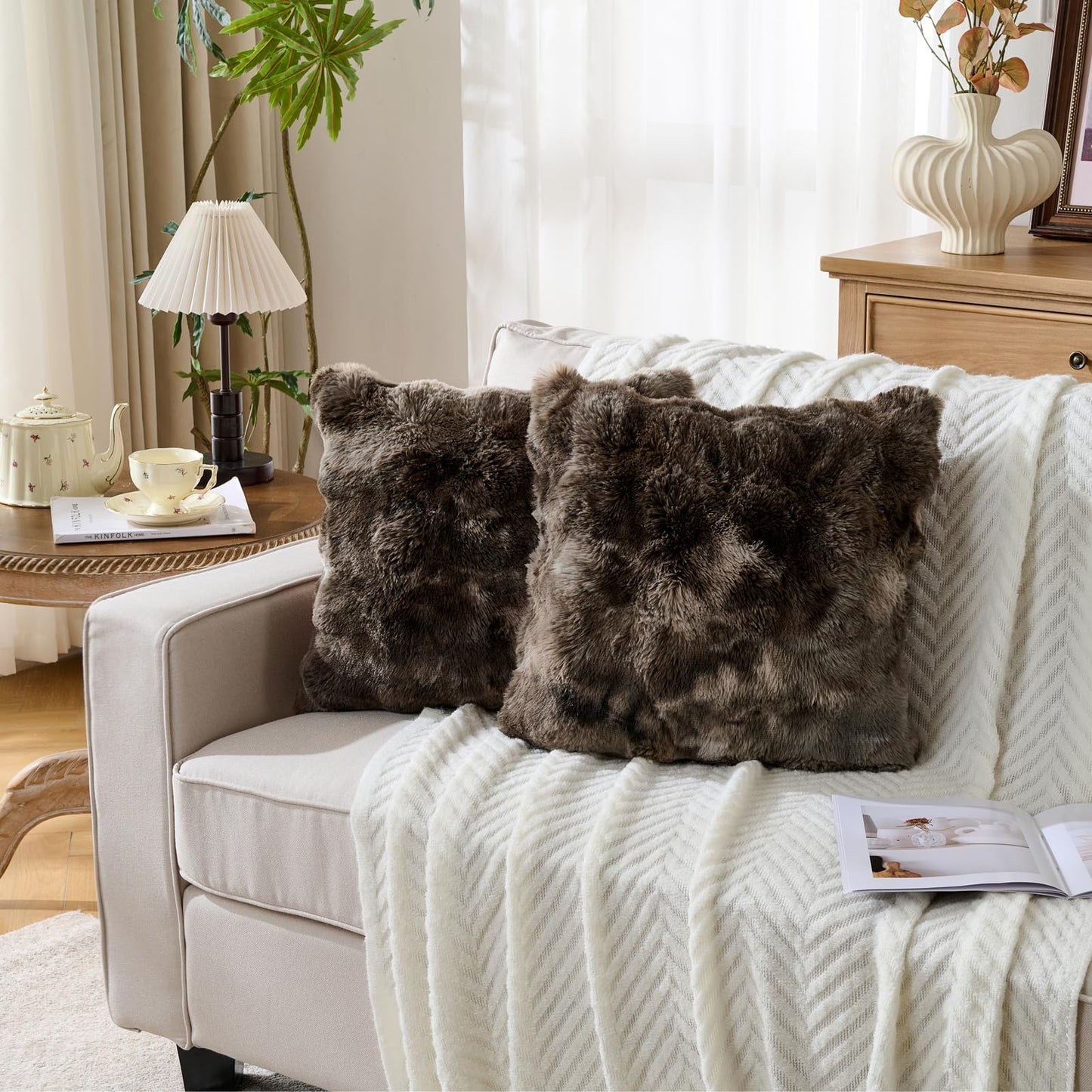 Cheetah Print Faux Fur Fluffy Pillowcases,Plush Soft Throw Pillow Covers, Fuzzy Decorative Leopard Print Pillow Cases, Furry Brown Leopard Cushion Covers for Couch Sofa-18x18 inch Set of 2