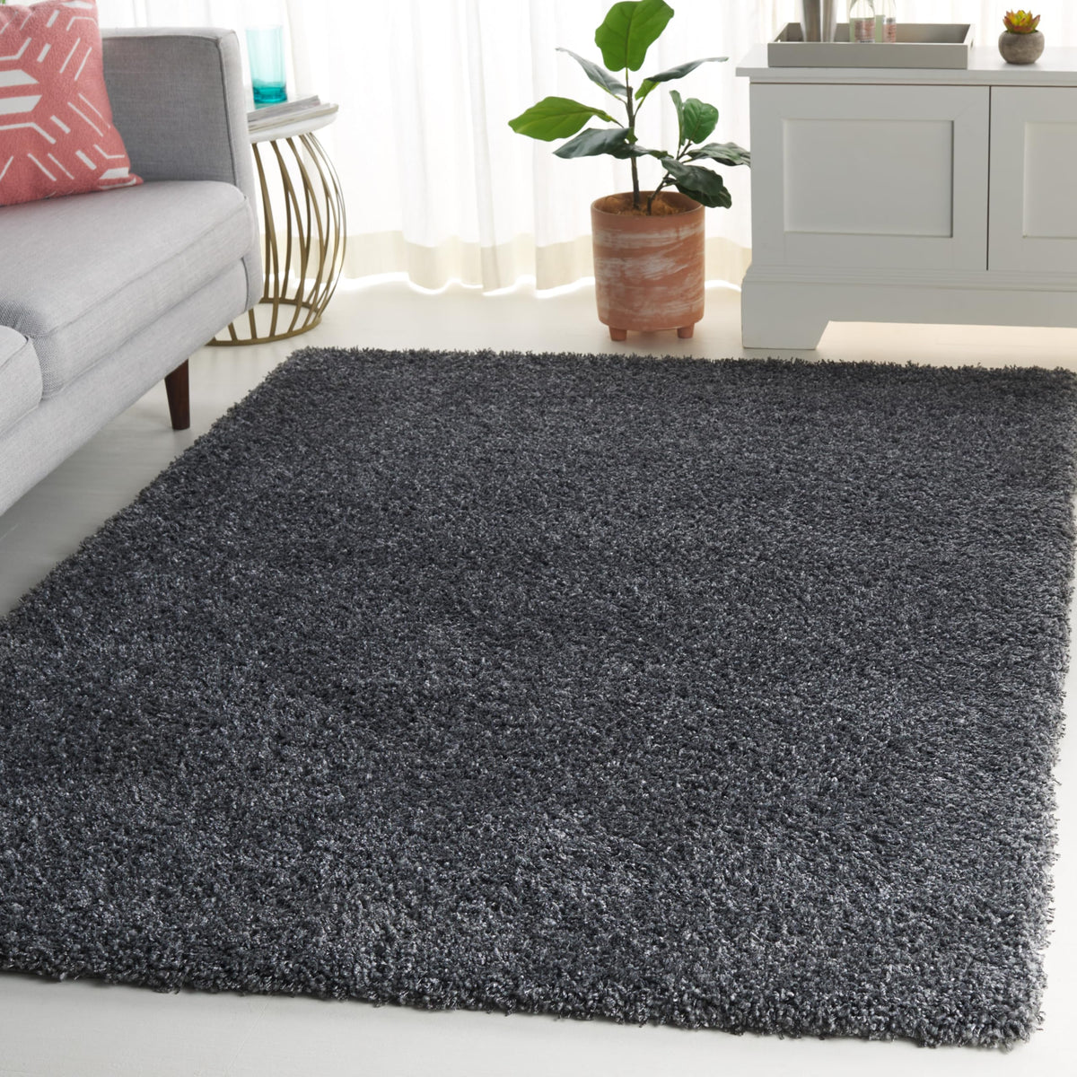SAFAVIEH California Shag Collection Area Rug - 8' x 10', Ivory, Non-Shedding & Easy to Clean, Ultra Plush Thick Pile, Ideal for Living Room, Bedroom, Dining Space (SG151-1212)