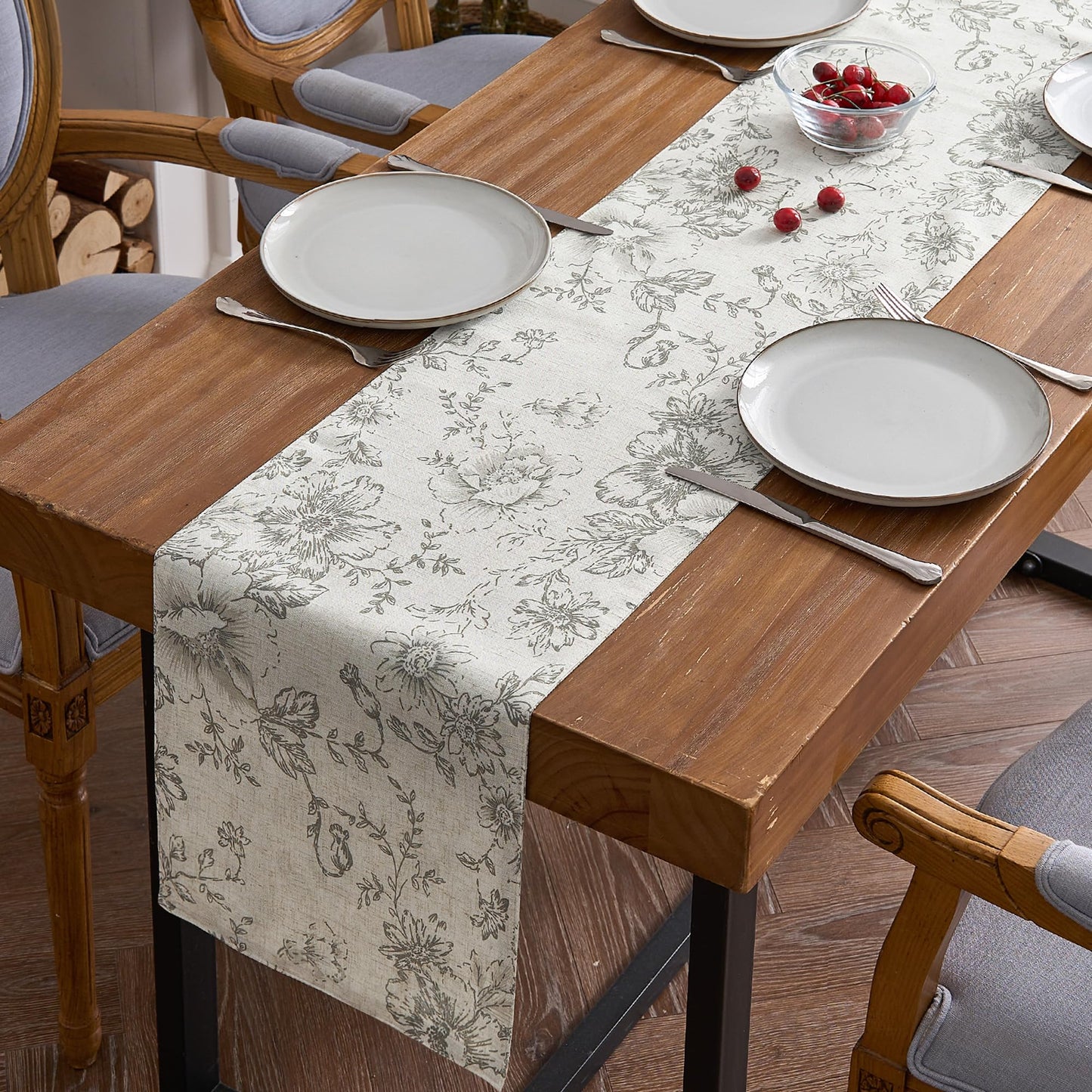 jinchan Black Farmhouse Floral Linen Rectangle Table Cloth 52 x 70 Inch | Traditional farmhouse florals create a versatile look for everyday dining and seasonal decorating.