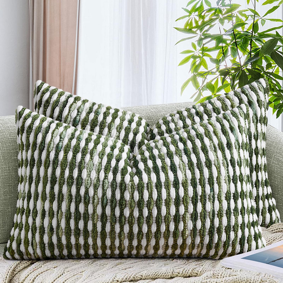 Set of 2 Boho Chenille Pillow Cover Decorative Tufted Pillowcase for Couch Bed Sofa Bedroom Living Room Modern 18 x 18-Inch Brown