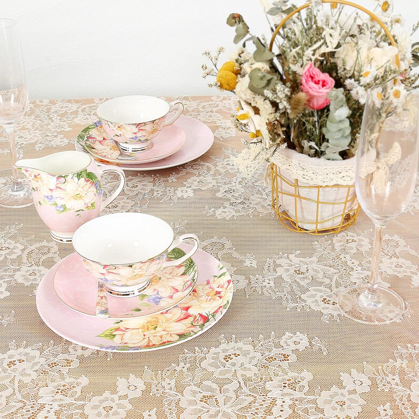 Fanqisi Ivory Lace Tablecloth 60x120 Inches Classic Wedding Lace Tablecloths Overlay Party Table Cover for Bridal Shower Reception Table Decoration