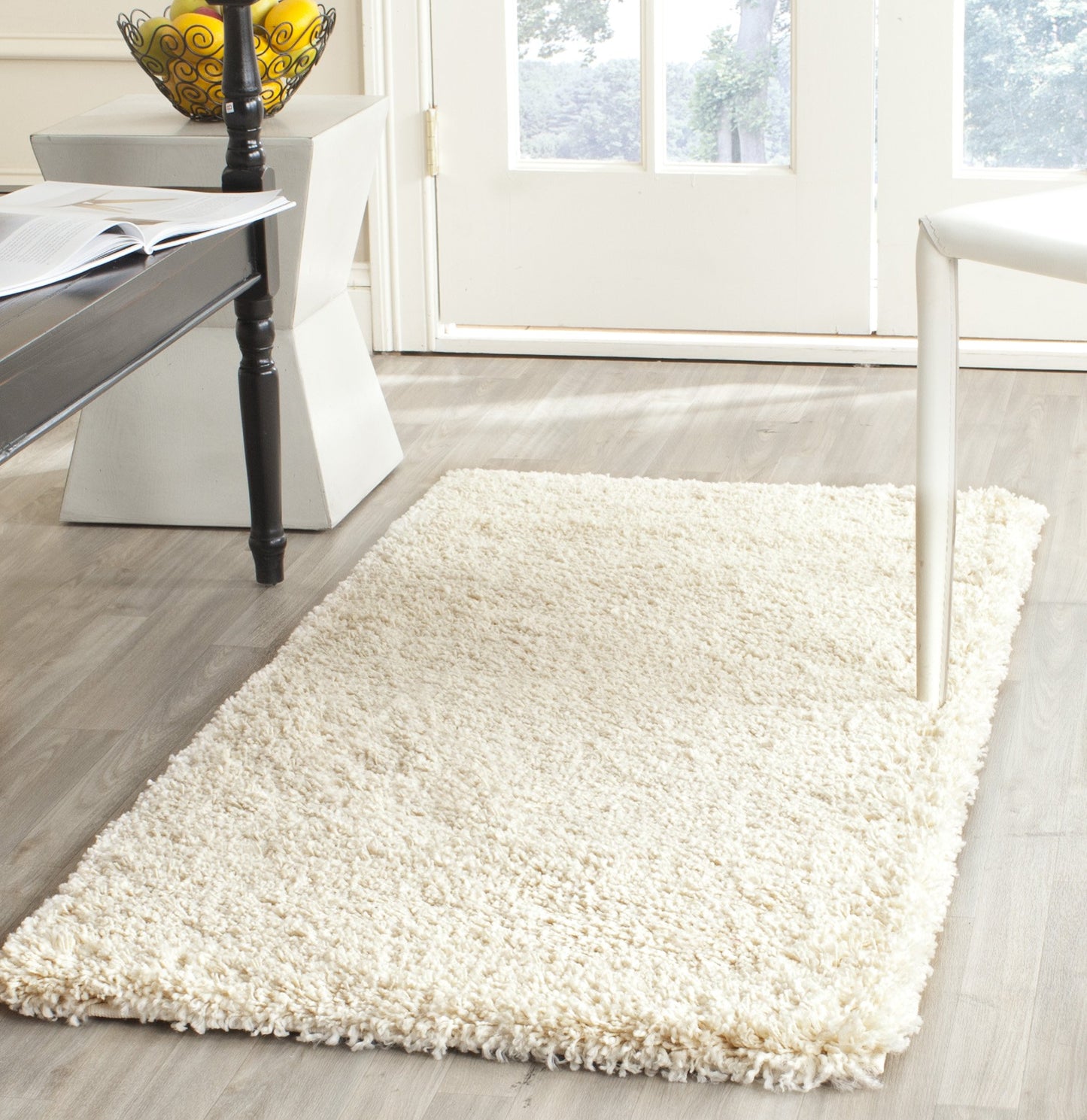 SAFAVIEH California Shag Collection Area Rug - 8' x 10', Ivory, Non-Shedding & Easy to Clean, Ultra Plush Thick Pile, Ideal for Living Room, Bedroom, Dining Space (SG151-1212)