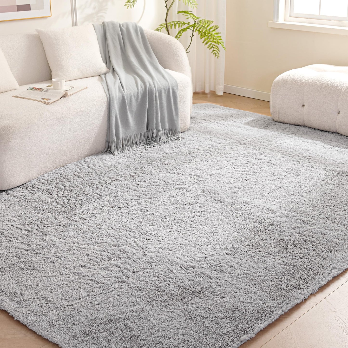 Amazon Basics Fluffy Washable Area Rug, Shaggy Carpet for Living Room, Bedroom, 4' W × 6' L, Pink