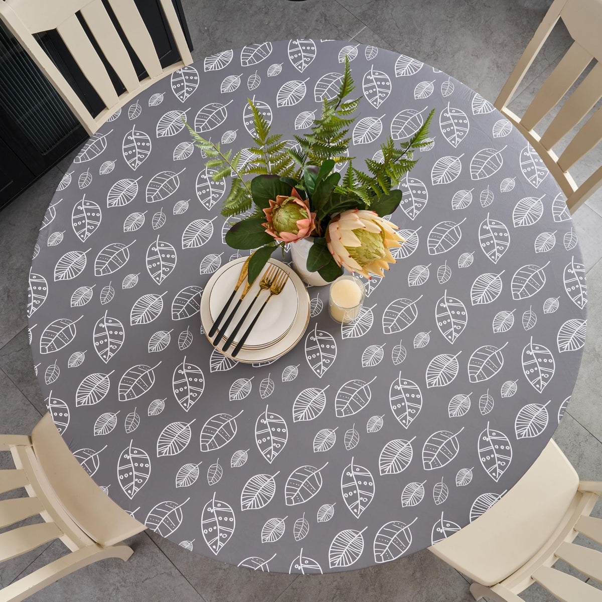 Pioggia Round Vinyl Fitted Tablecloth with Flannel Backing Elastic Table Cloth Waterproof Oil-Proof Plastic Table Cover Best for 45"-56" Round