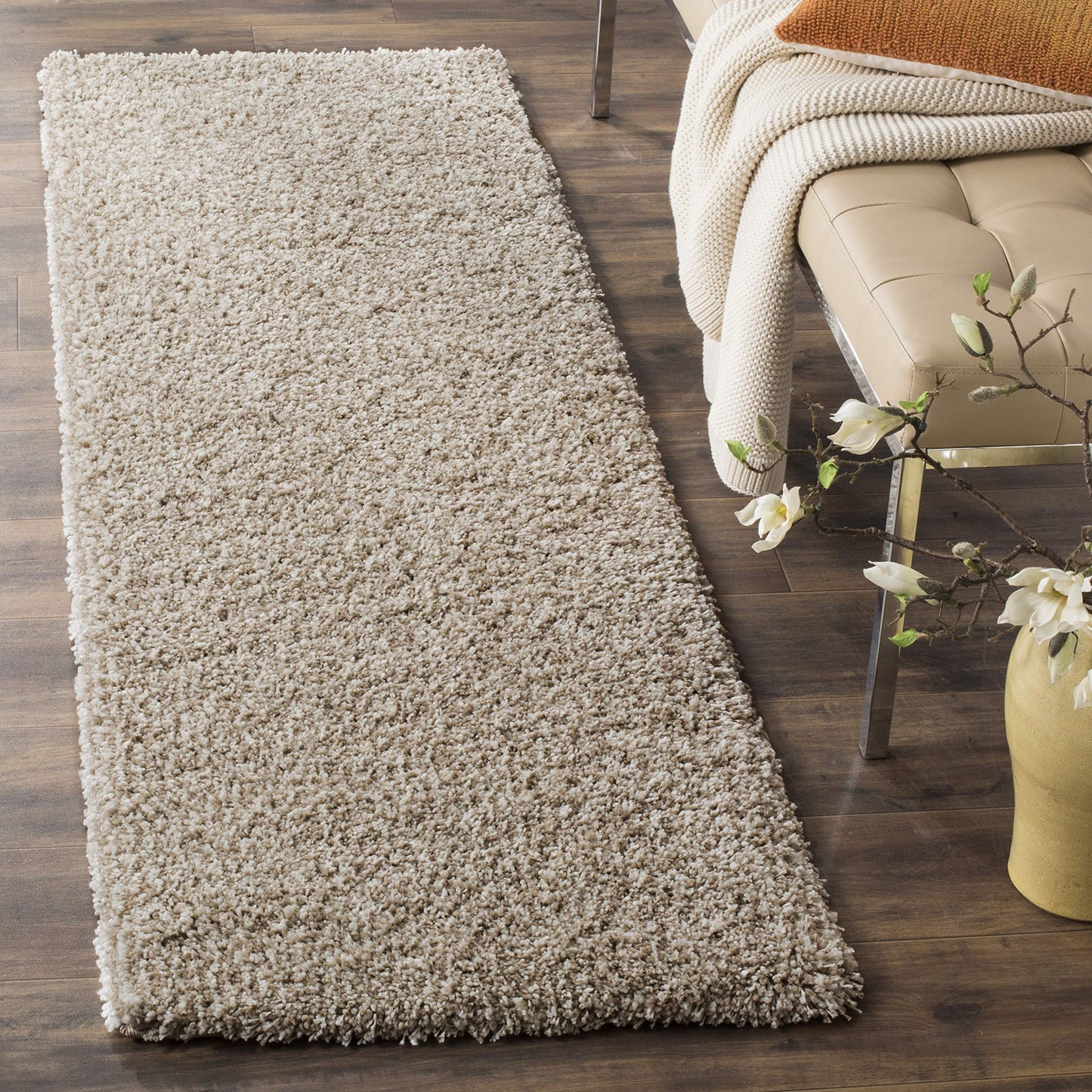 SAFAVIEH California Shag Collection Area Rug - 8' x 10', Ivory, Non-Shedding & Easy to Clean, Ultra Plush Thick Pile, Ideal for Living Room, Bedroom, Dining Space (SG151-1212)