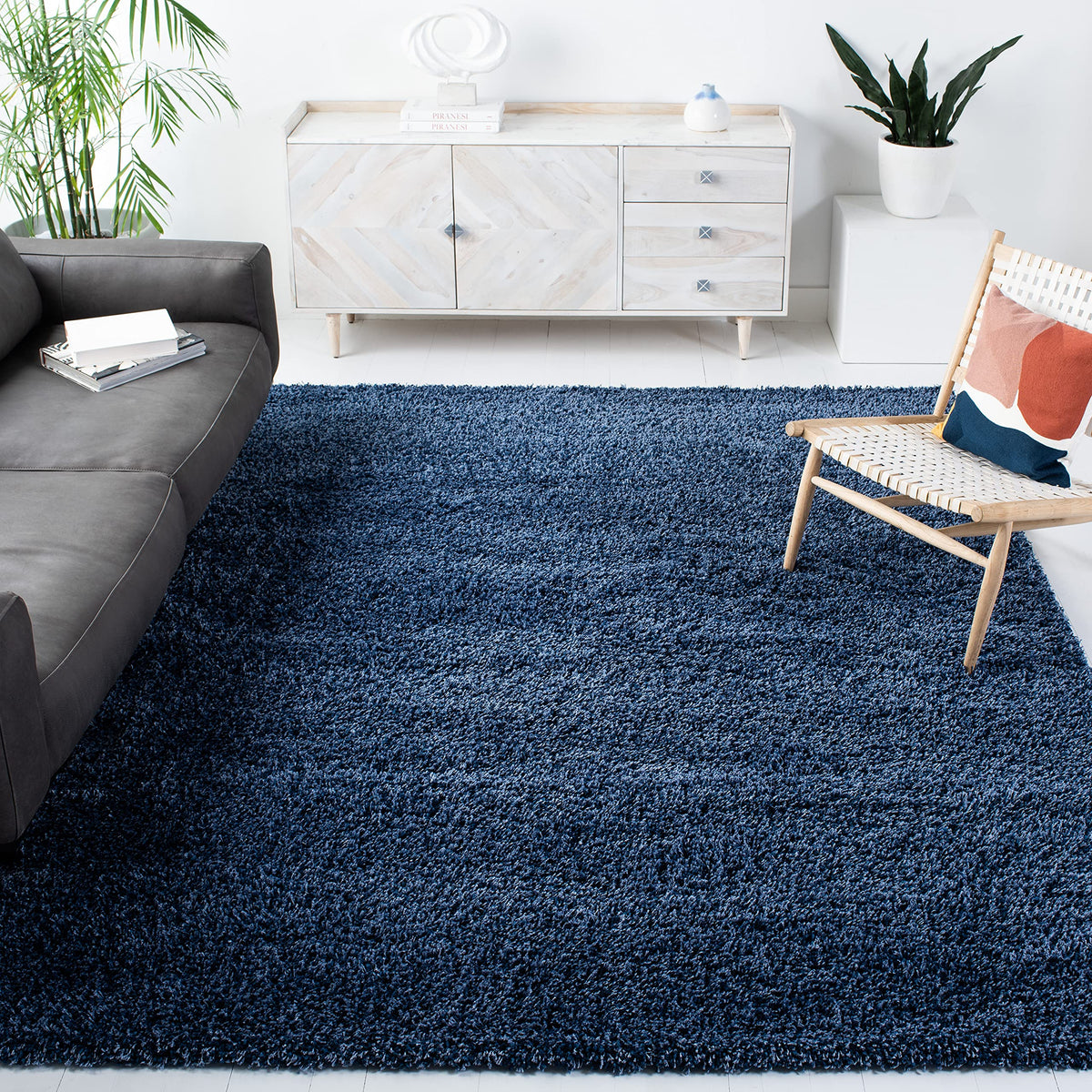 SAFAVIEH California Shag Collection Area Rug - 8' x 10', Ivory, Non-Shedding & Easy to Clean, Ultra Plush Thick Pile, Ideal for Living Room, Bedroom, Dining Space (SG151-1212)