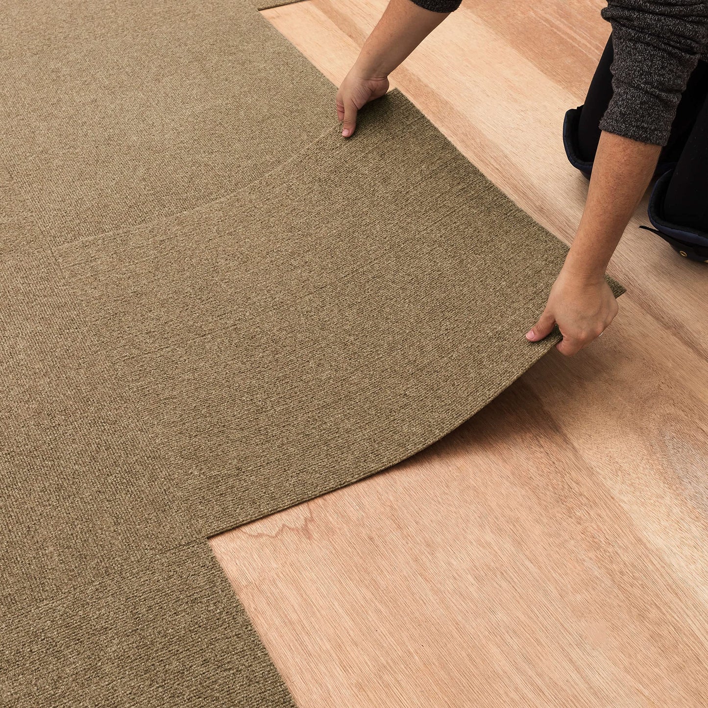 Mohawk Home 24" x 24" Indoor/Outdoor 0.25" Pile Height, Peel and Stick Carpet Tile, Grey Polyester, (15 Tiles) (60 sqft/Box)