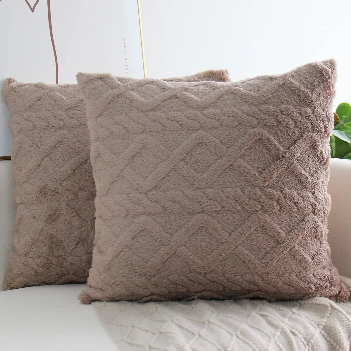 Throw pillow SUPER SOFT 3D  Geometric PATTERN Fur  Pack of 2 throw pillows WITH 450g insert 18"x18"